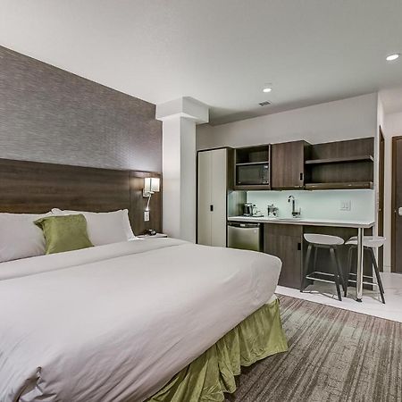 Est Hotel Торонто Екстер'єр фото